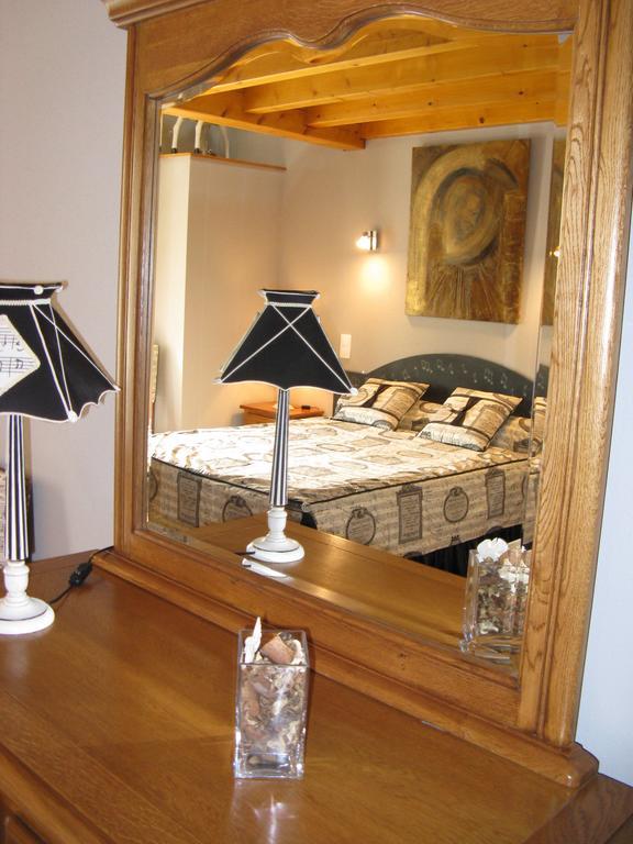 Bed and Breakfast L'Echo Et L'Abbaye Ла-Шез-Дьє Номер фото